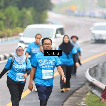 Runner Photo 7030424