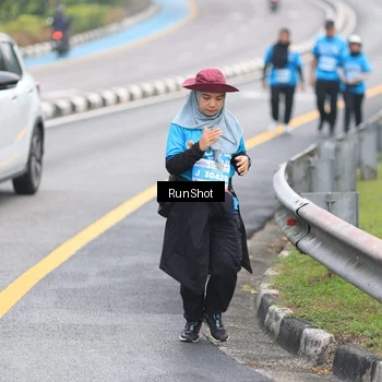 Runner Photo 7030437