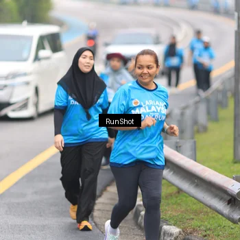 Runner Photo 7030440