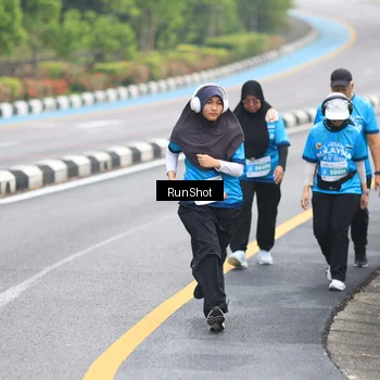 Runner Photo 7030454