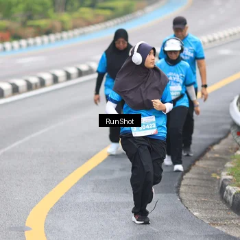Runner Photo 7030460