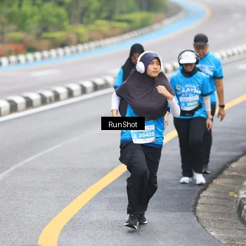 Runner Photo 7030465