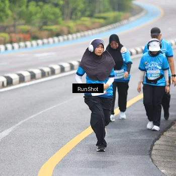 Runner Photo 7030466