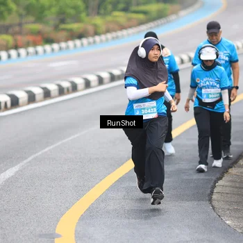 Runner Photo 7030467