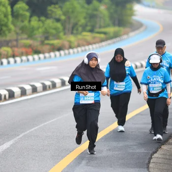 Runner Photo 7030504