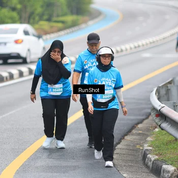 Runner Photo 7030511