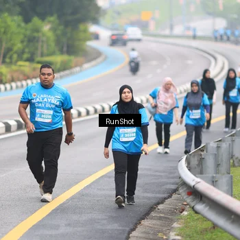 Runner Photo 7030513