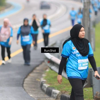 Runner Photo 7030532