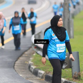 Runner Photo 7030536