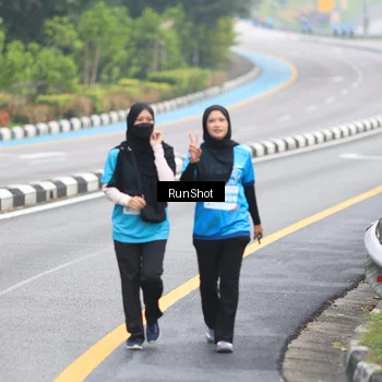 Runner Photo 7030560