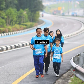 Runner Photo 7030592