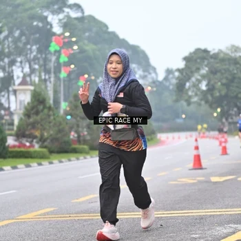 Runner Photo 7030593