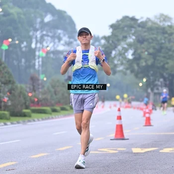 Runner Photo 7030596