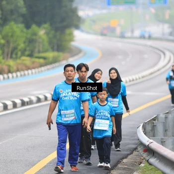 Runner Photo 7030598