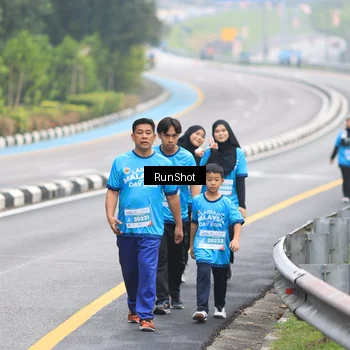 Runner Photo 7030601