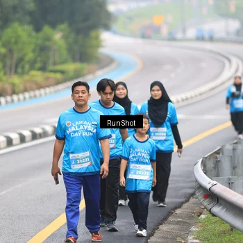 Runner Photo 7030609
