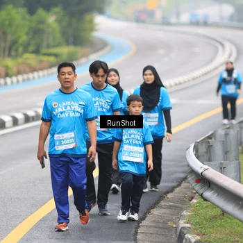 Runner Photo 7030610