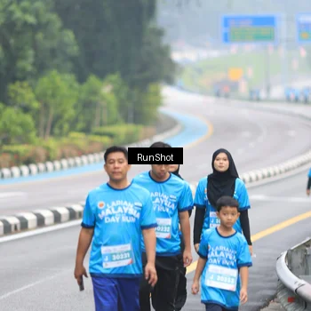 Runner Photo 7030612