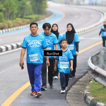 Runner Photo 7030626