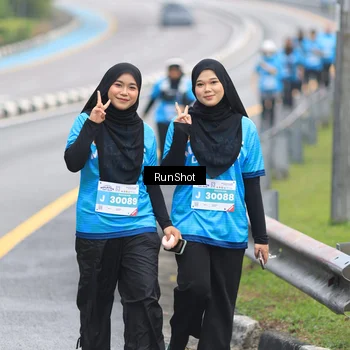 Runner Photo 7030632