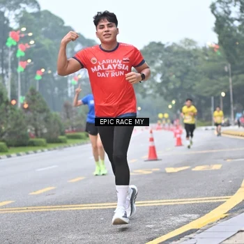 Runner Photo 7030634