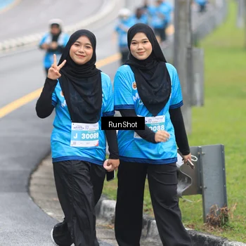 Runner Photo 7030636