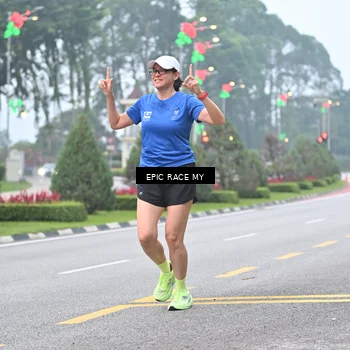 Runner Photo 7030653