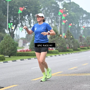Runner Photo 7030658