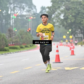 Runner Photo 7030681