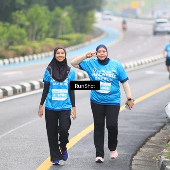 Runner Photo 7030699