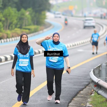Runner Photo 7030701