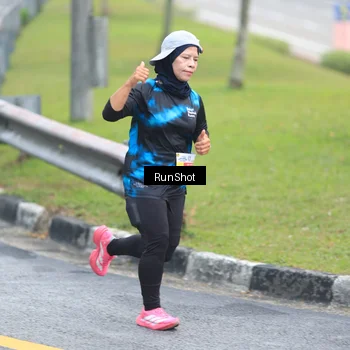 Runner Photo 7030702