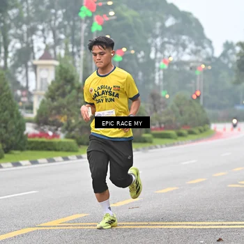 Runner Photo 7030705
