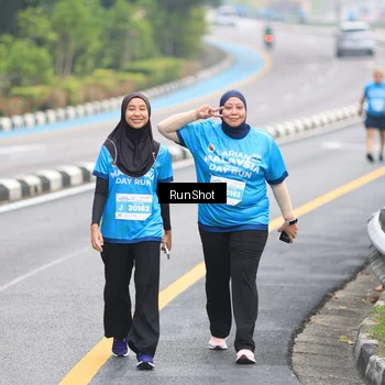 Runner Photo 7030712