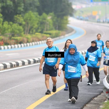 Runner Photo 7030727