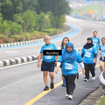 Runner Photo 7030731