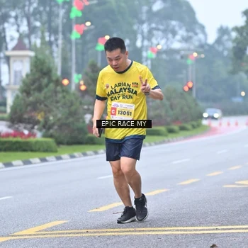 Runner Photo 7030737