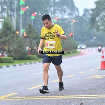 Runner Photo 7030740