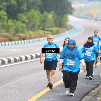 Runner Photo 7030745
