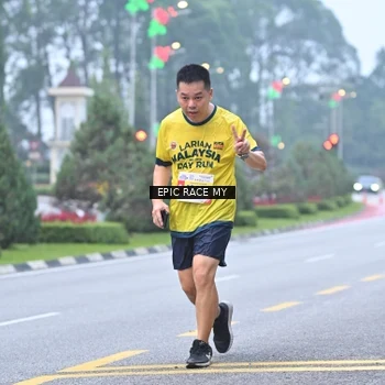 Runner Photo 7030746