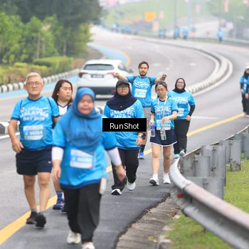 Runner Photo 7030749