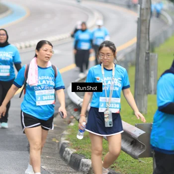 Runner Photo 7030752