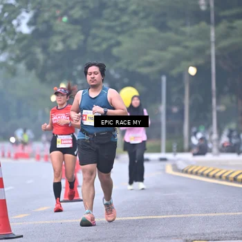 Runner Photo 7030756