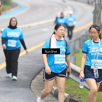 Runner Photo 7030760