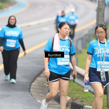 Runner Photo 7030761