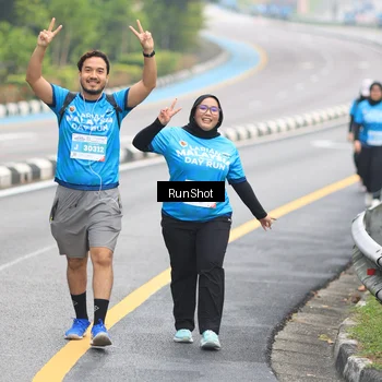 Runner Photo 7030768