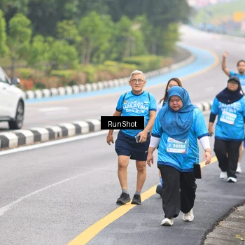 Runner Photo 7030769