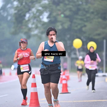 Runner Photo 7030770