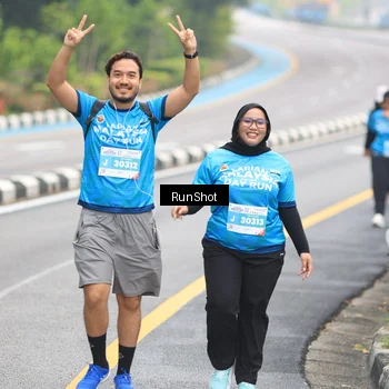 Runner Photo 7030788