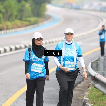 Runner Photo 7030804